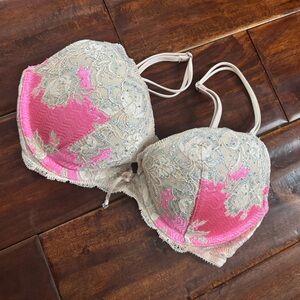Victoria's Secret Blush and Ivory Lace Bra